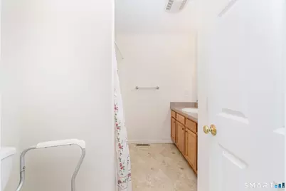[Address not provided], East Hartford, CT 06108 - Photo 18