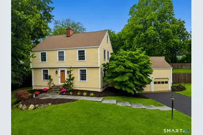 14 Woodchuck Lane, Ridgefield, CT 06877 - Photo 2