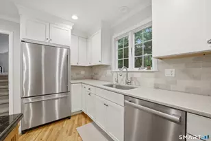 14 Woodchuck Ln, Ridgefield, CT 06877 - Photo 6