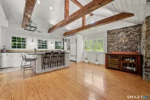 1097 Sunset Rd, Stamford, CT 06903 - Photo 8