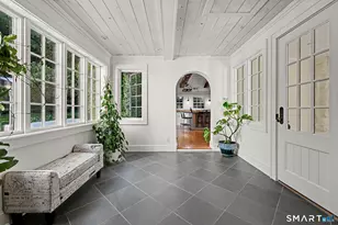 1097 Sunset Rd, Stamford, CT 06903 - Photo 6