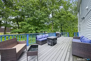 19 Lake Ave, West Haven, CT 06516 - Photo 26