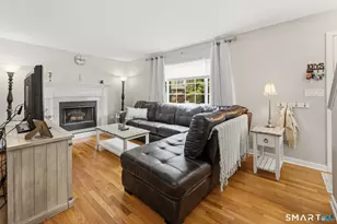 19 Lake Ave, West Haven, CT 06516 - Photo 8