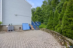 19 Lake Ave, West Haven, CT 06516 - Photo 28