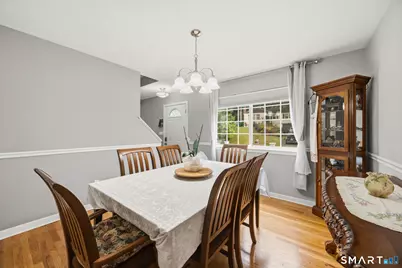 19 Lake Avenue, West Haven, CT 06516 - Photo 10
