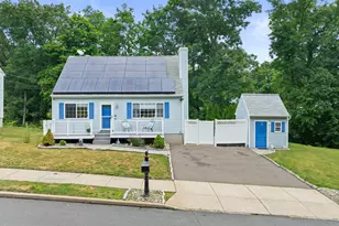 19 Lake Ave, West Haven, CT 06516 - Photo 1