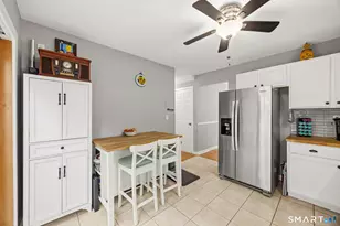 19 Lake Ave, West Haven, CT 06516 - Photo 6