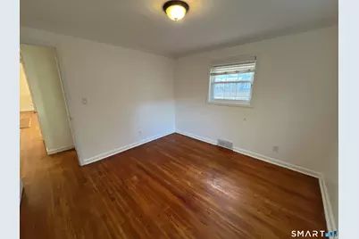 110 Roger White Drive, New Haven, CT 06511 - Photo 16