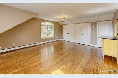 156 Red Stone Hill, Plainville, CT 06062 - Photo 32