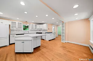 [Address not provided], Avon, CT 06001 - Photo 6