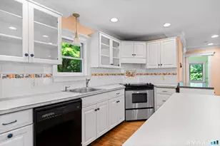 [Address not provided], Avon, CT 06001 - Photo 8