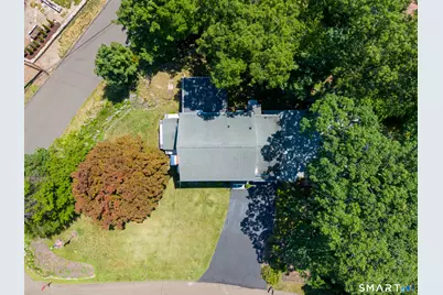 1 South Forest Circle, West Haven, CT 06516 - Photo 30
