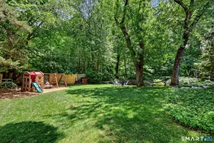 12 Regent Ct, Stamford, CT 06907 - Photo 30