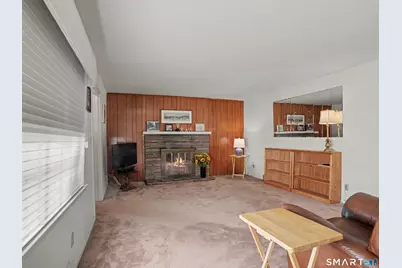 64 Breyer Avenue, Bridgeport, CT 06606 - Photo 6