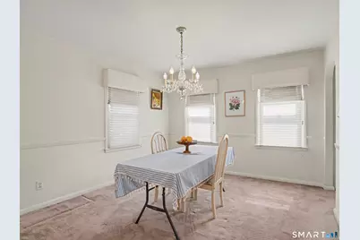 64 Breyer Avenue, Bridgeport, CT 06606 - Photo 10