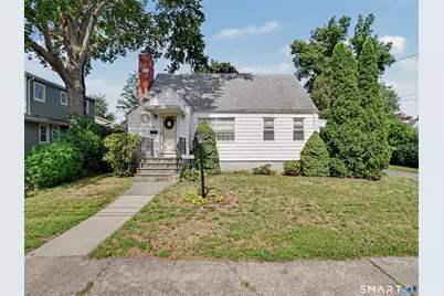 64 Breyer Avenue, Bridgeport, CT 06606 - Photo 40