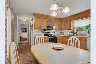 64 Breyer Avenue, Bridgeport, CT 06606 - Photo 14