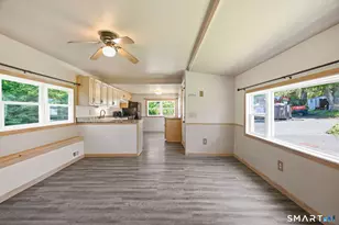165 Laurelwood Ln, Danbury, CT 06811 - Photo 4