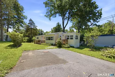 165 Laurelwood Lane, Danbury, CT 06811 - Photo 16