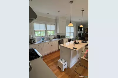 65 Sherwood Place #65, Greenwich, CT 06830 - Photo 4