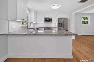 412 Narrow Ln, Orange, CT 06477 - Photo 6