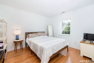 18 East Village Ct, Branford, CT 06405 - Photo 20