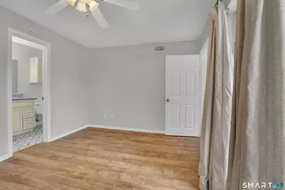 93 Carriage Crossing Lane #93, Middletown, CT 06457 - Photo 10
