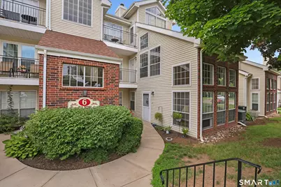 93 Carriage Crossing Lane #93, Middletown, CT 06457 - Photo 1