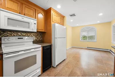 87-B Cottage Road, Montville, CT 06370 - Photo 10