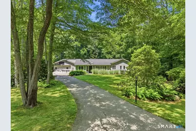 15 Mitchell Drive, East Lyme, CT 06357 - Photo 2