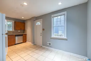 166 Earl Ave, Bridgeport, CT 06606 - Photo 2