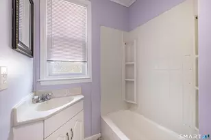 793 Brewster St, Bridgeport, CT 06605 - Photo 12