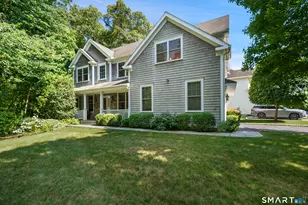 2 Blue Mountain Court, Norwalk