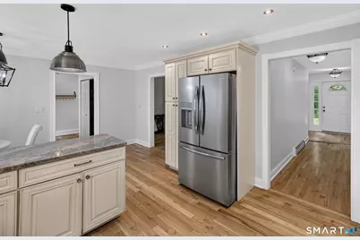 180 Pruett Place, Montville, CT 06370 - Photo 10