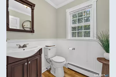 180 Pruett Place, Montville, CT 06370 - Photo 16