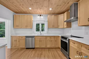52 Walnut Hill Rd, East Lyme, CT 06333 - Photo 16