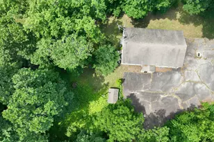 10 Mains Crossing Rd, North Stonington, CT 06359 - Photo 2