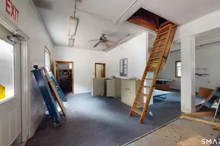 10 Mains Crossing Rd, North Stonington, CT 06359 - Photo 12