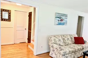 17 Carver Cir, Simsbury, CT 06070 - Photo 8