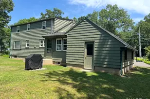 17 Carver Cir, Simsbury, CT 06070 - Photo 24