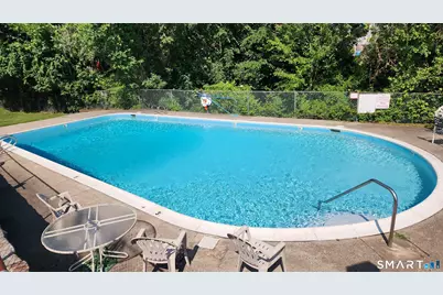 45 Columbus Place #17, Stamford, CT 06907 - Photo 2