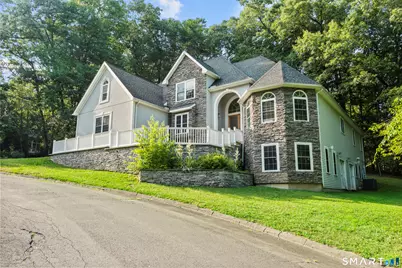 1 Walter's Way, Windsor, CT 06095 - Photo 2