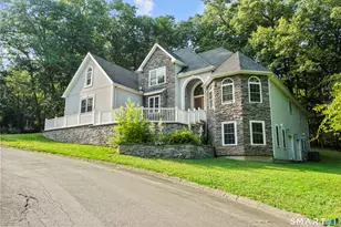 1 Walters Way, Windsor, CT 06095 - Photo 2