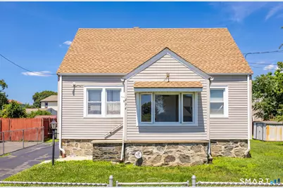 404 Soundview Avenue, Bridgeport, CT 06606 - Photo 2