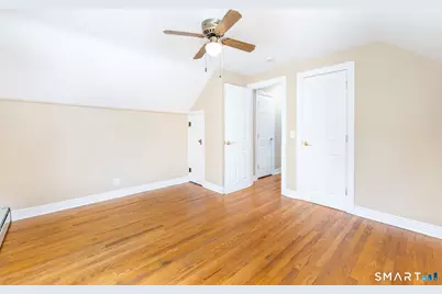 404 Soundview Avenue, Bridgeport, CT 06606 - Photo 24