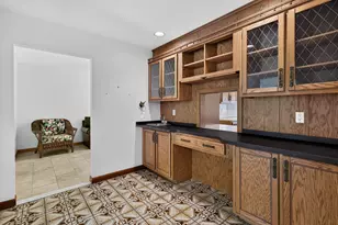 475 Meridian St Ext, Groton, CT 06340 - Photo 8