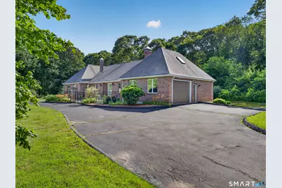 475 Meridian St Extension, Groton, CT 06340 - Photo 4