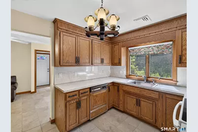 475 Meridian St Extension, Groton, CT 06340 - Photo 16