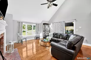 40 Overlook Dr, Monroe, CT 06468 - Photo 6