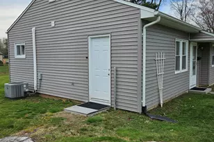 11 Audette Dr, Wallingford, CT 06492 - Photo 4
